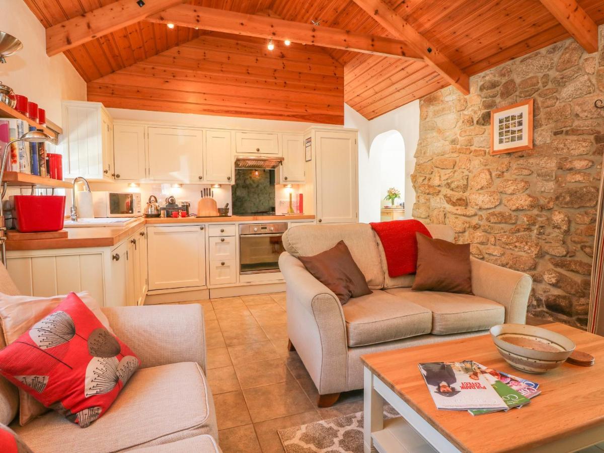 Pond Cottage Truro Exteriör bild